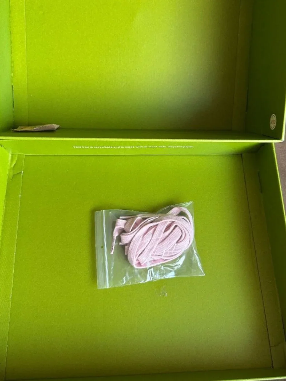 NEW TORY BURCH LARGE SHOE BOX STORAGE AND LACES 13